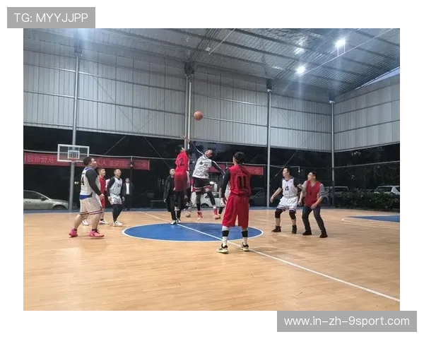 “传球绝技曝光：职业球员传球背后的秘密技巧”，传球技术