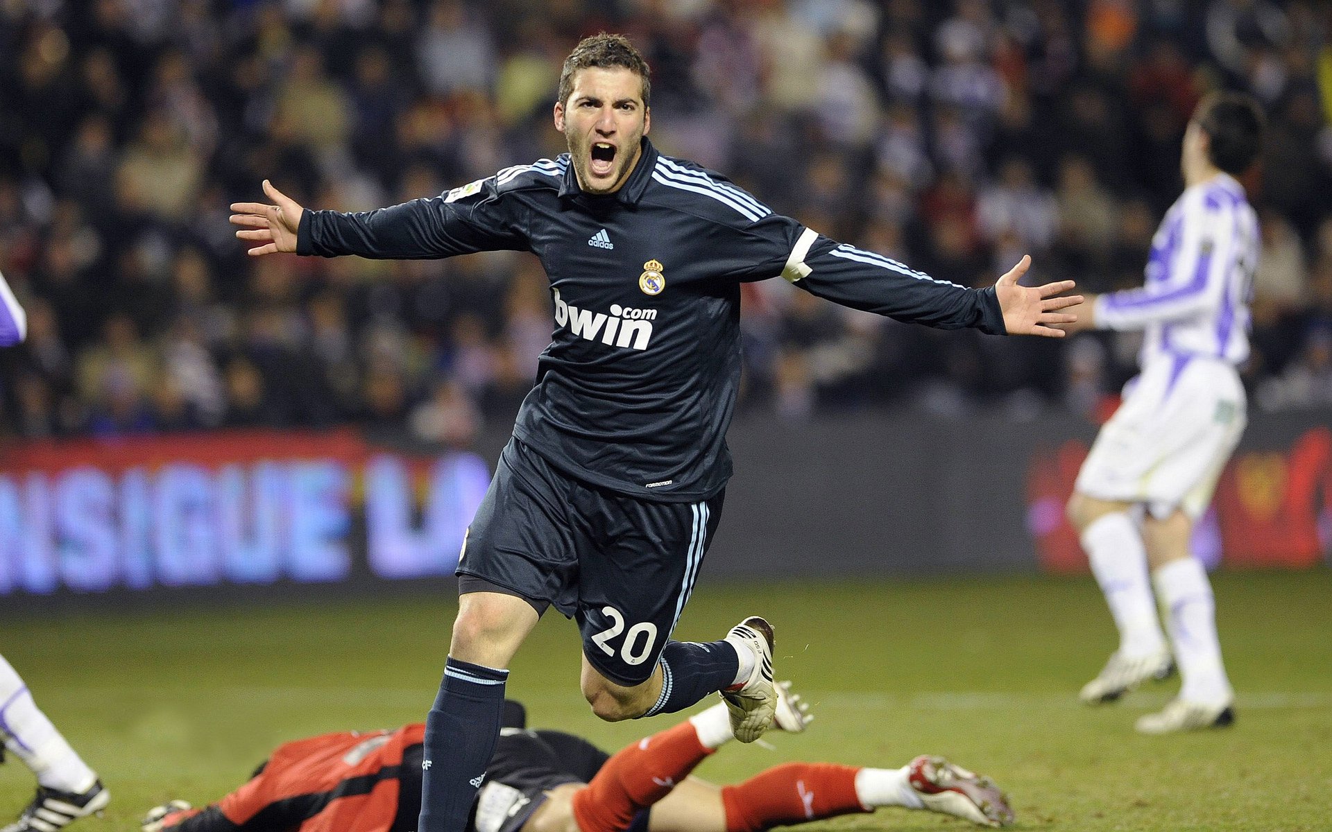 九游娱乐官网 (jiuyou)-运动装备市场需求分析，运动用品市场