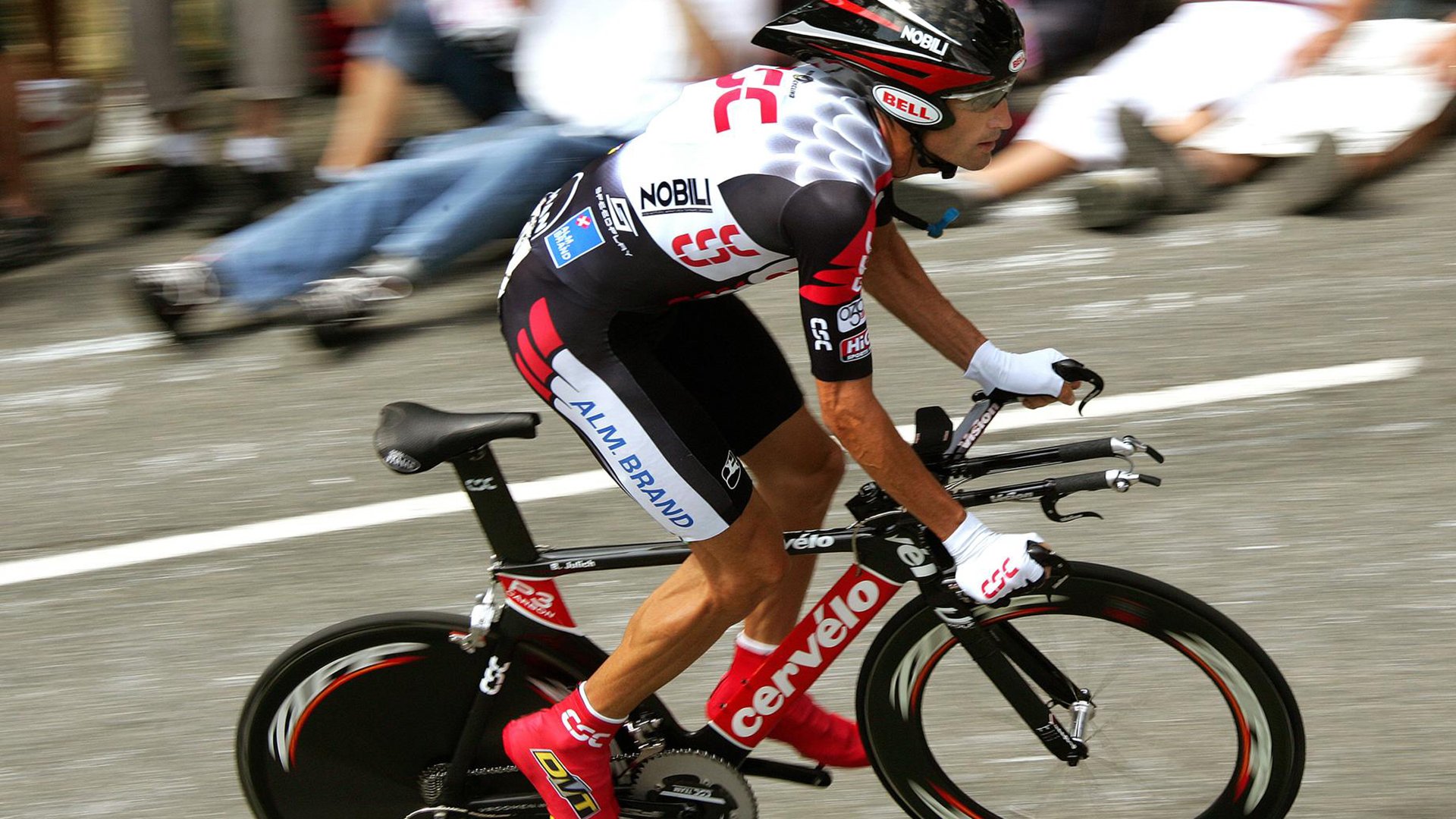 从崩盘到胜利，崩盘以暴涨为前导